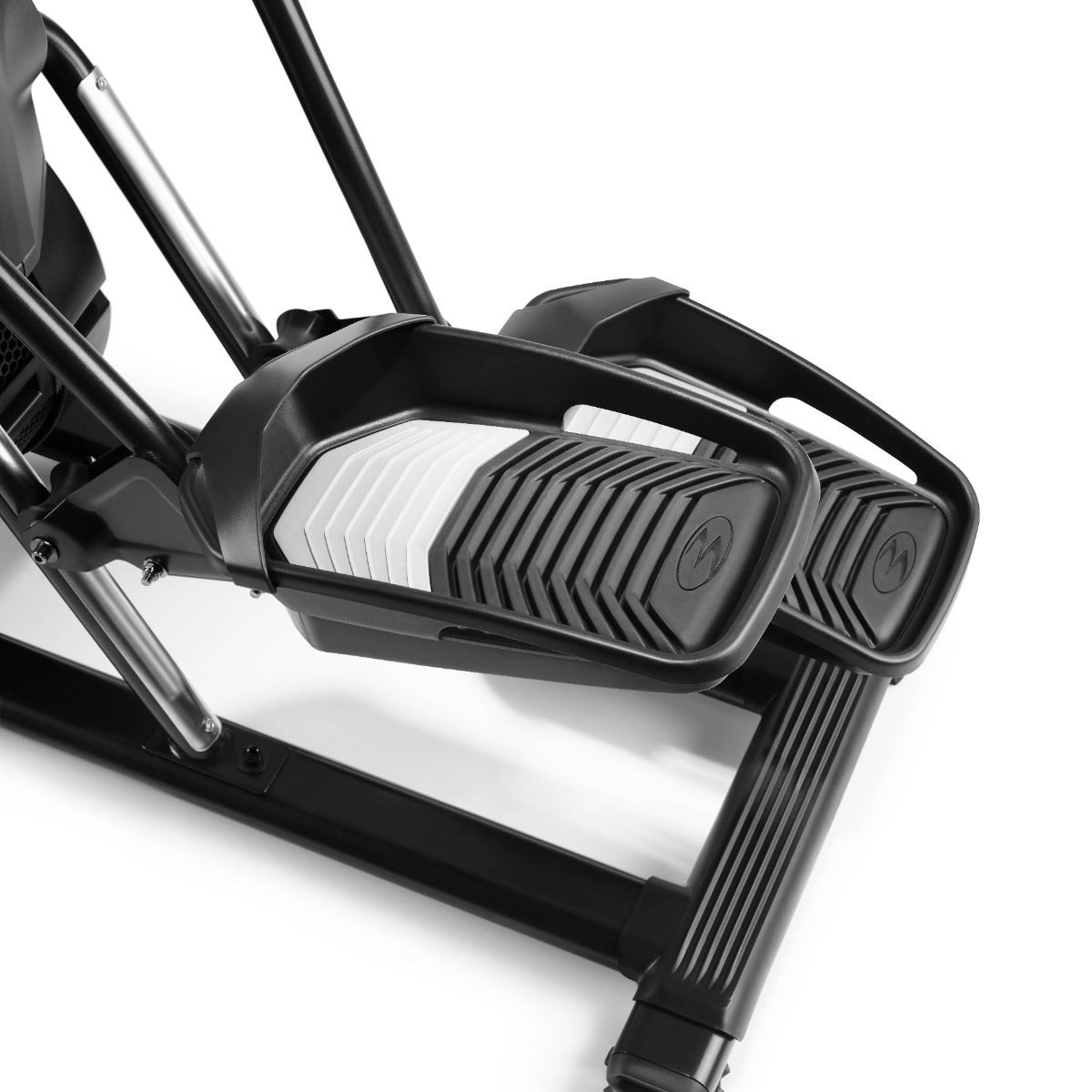Max Trainer M8