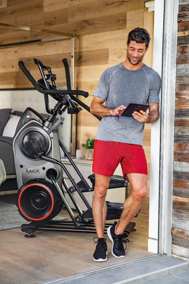 Max Trainer M8